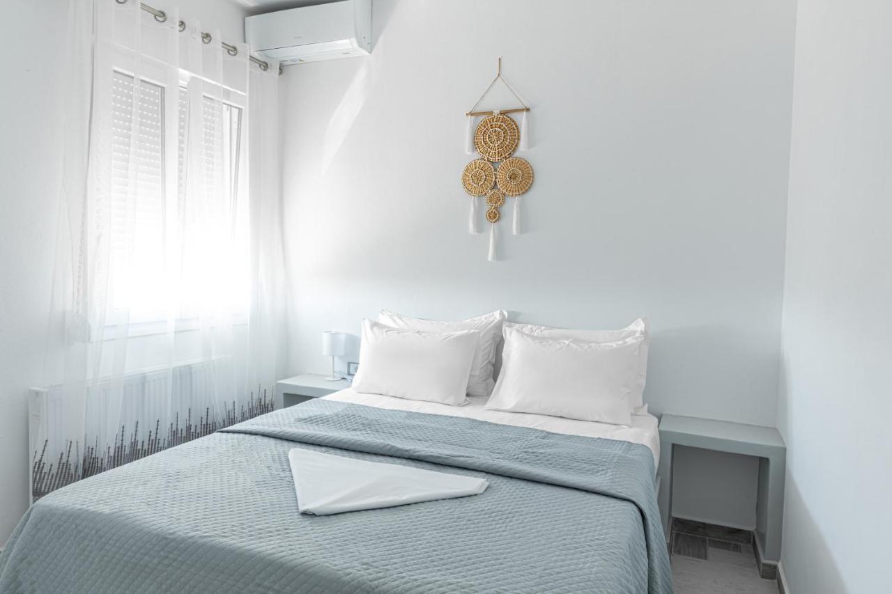 The Tree Houses Santorini Perissa  Luaran gambar